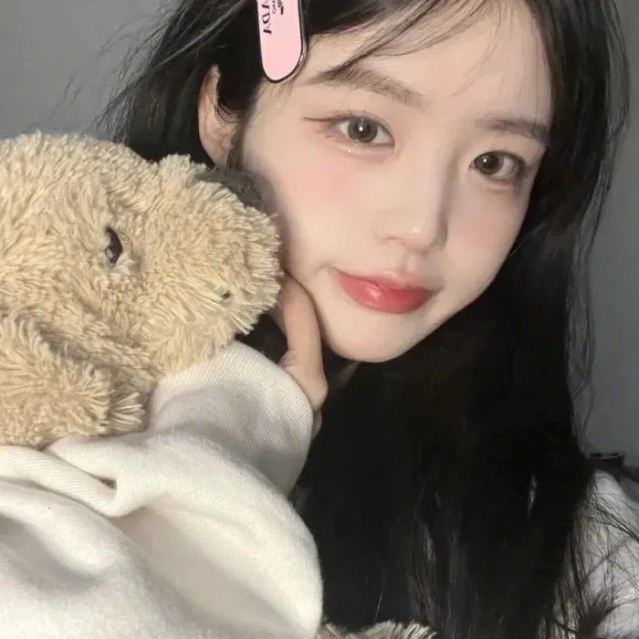 女收藏家封面
